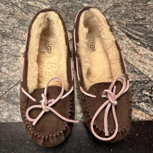 Ugg dakota slippers - ugg, moccasins