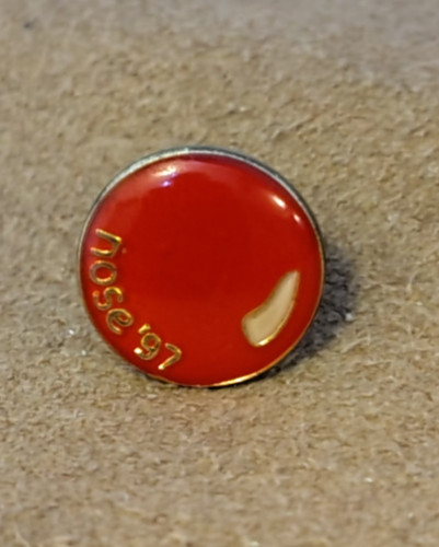 Vintage red nose day - red,