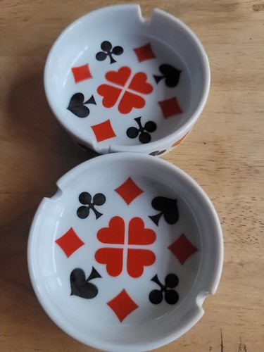 Novelty ashtrays spades - novelty,