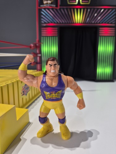 Wwe kona crush action - kona, figure