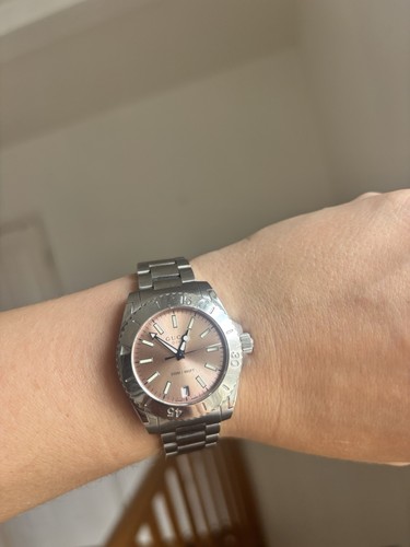 Genuine gucci dive ladies - genuine,