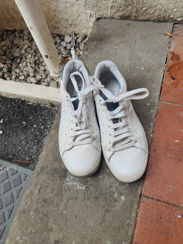 Used white size - size, 7