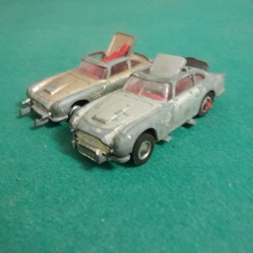 Corgi toys aston - corgi, martin