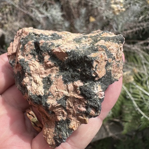 Luxulianite rough raw - luxulianite,