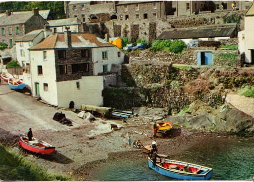 04376 postcard showing - -,