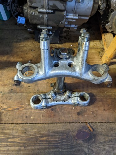 Yamaha ty125 175 - , yokes