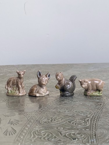 Assortment wade whimsies - of, 5