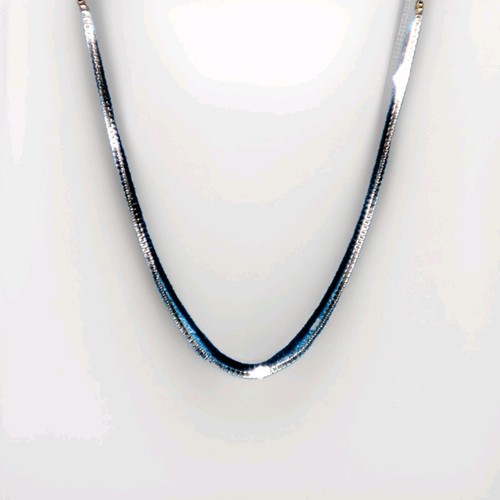9ct solid white gold - 9ct, delicate