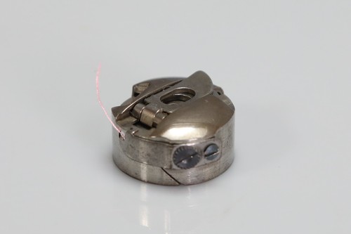 Pfaff 1221 1222 - 1222e, sewing