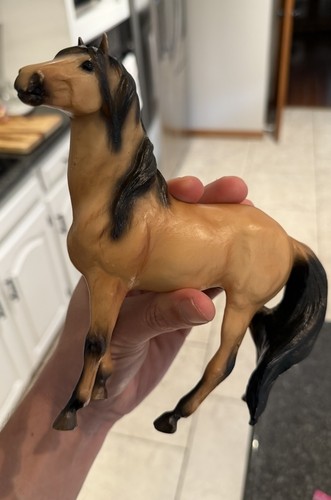 Breyer classic model horse - breyer,