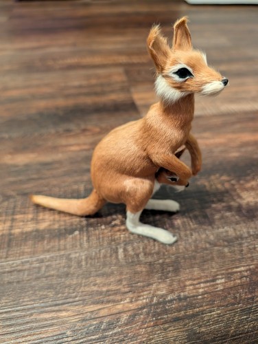 Vintage kangaroo figurine - vintage,