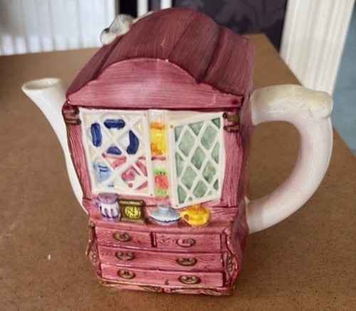 Pink white ceramic novelty - ceramic,