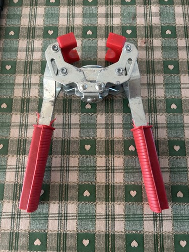 Bottle capper twin lever - capper,