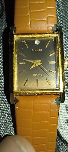 Vintage accurist quartz tank - accurist,
