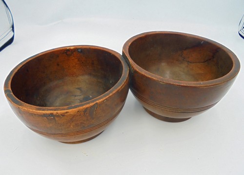 Vintage pair wooden turned - pair,