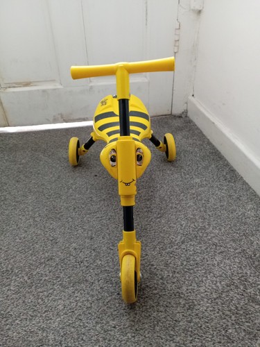 Scuttlebug bumble bee - scuttlebug, folding