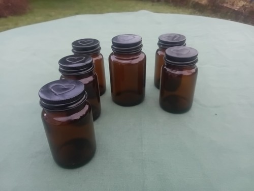 Bottles brown body with - 6.,