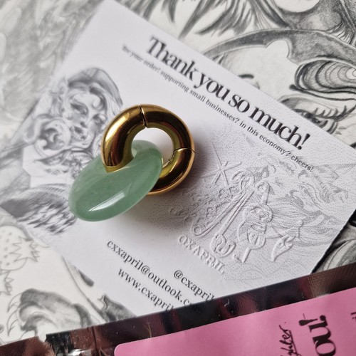 Gold ear weights jade - gold,