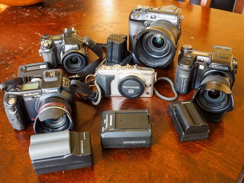 Digital camera lot - digital, tested
