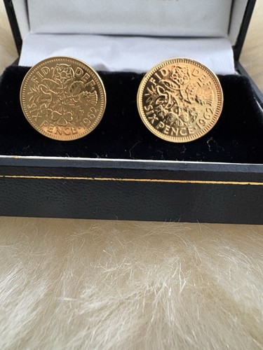 Coin wear 1962 - coin,