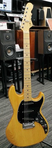 Skyhawk electric guitar - skyhawk,