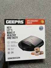 Geepas 8 PCS Donut Maker Set