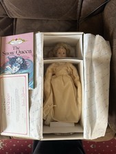 Danbury Mint Story Book Snow