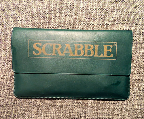 Scrabble travel size - size, board