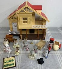 sylvanian families Sweet Family Dolls House + Figures And Accessorises 