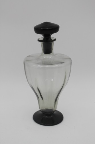 Art deco liqueur - liqueur,