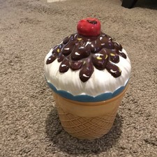 Large Cupcake Cookie Jar