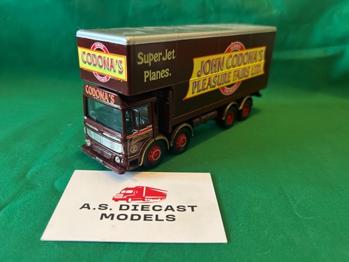 Corgi modern showmans - modern, aec