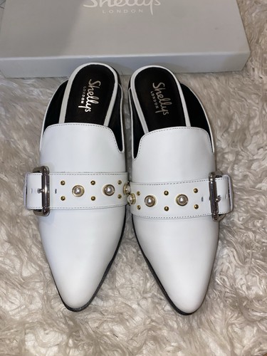 Woman loafers size - woman’s, 5