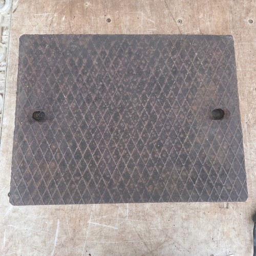 Chequer plate manhole cover - plate,