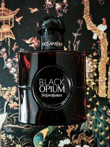 Yves saint laurent - black, opium