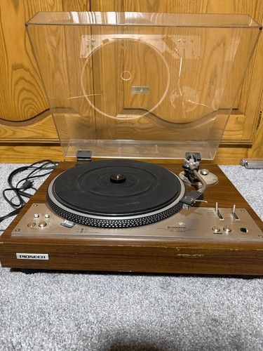 Pioneer turntable 530 - pioneer,