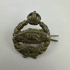 Second World War British Army Royal Tank Corps White Metal Cap Badge