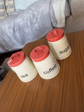 1970s Vintage Red / Cream