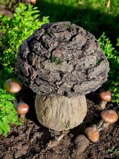 Resin Wood-effect Mushroom Garden Decoration Ornament
