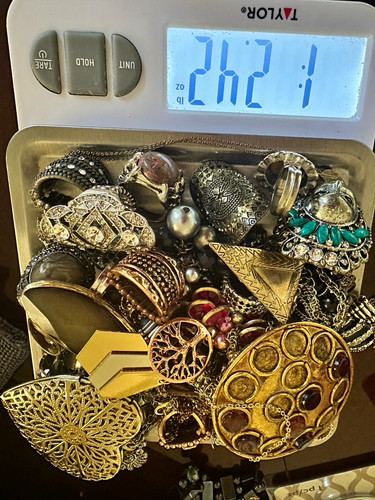 Mixed metal lot rings trinkets