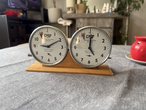 Vintage mechanical chess clock - vintage,
