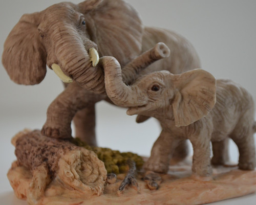 Elephant family regency - regency, fine