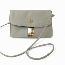 Clubhouse Handbag Medium Beige
