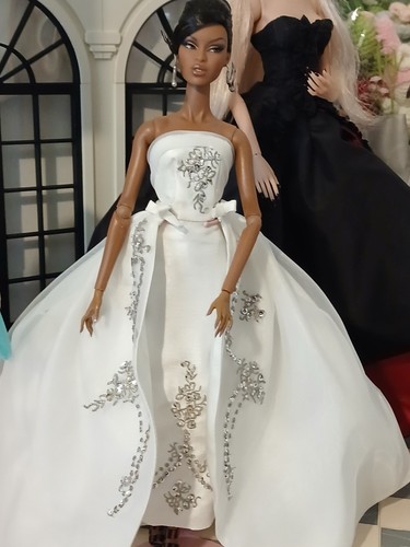 Mattel silkstone barbie - mattel,