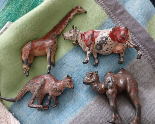 Vintage lead animals britains - lead,