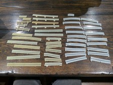 JOB LOT OF OO GAUGE MODEL