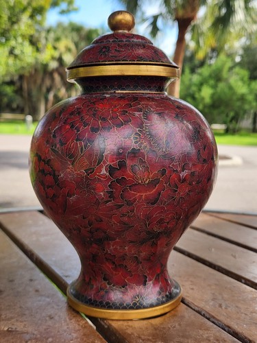 Vintage oxblood red cloisonné - red,