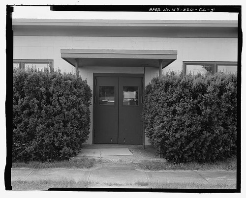 North front entrance building - entrance,