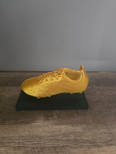 Golden boot trophy - golden,