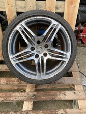 PORSCHE 911 ALLOY WHEEL & TYRE